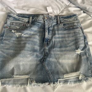 American Eagle Distressed Hi-Rise Mini Skirt